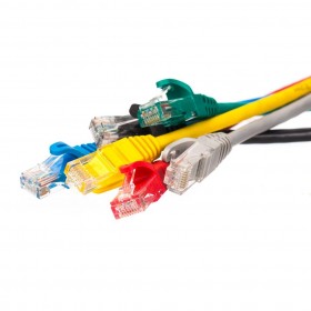 NETRACK Netzwerkkabel Patchkabel Ethernet DSL LAN RJ45 - CAT5E UTP 1,5m Gelb - 5