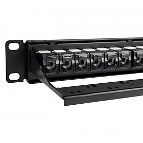 Netrack keystone patch panel 19" 24-ports, UTP, equipped with 24x keystone jack cat. 5e - 5