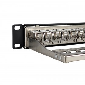 Netrack keystone patch panel 19" 24-ports, FTP, equipped with 24x keystone jack cat. 5e - 5